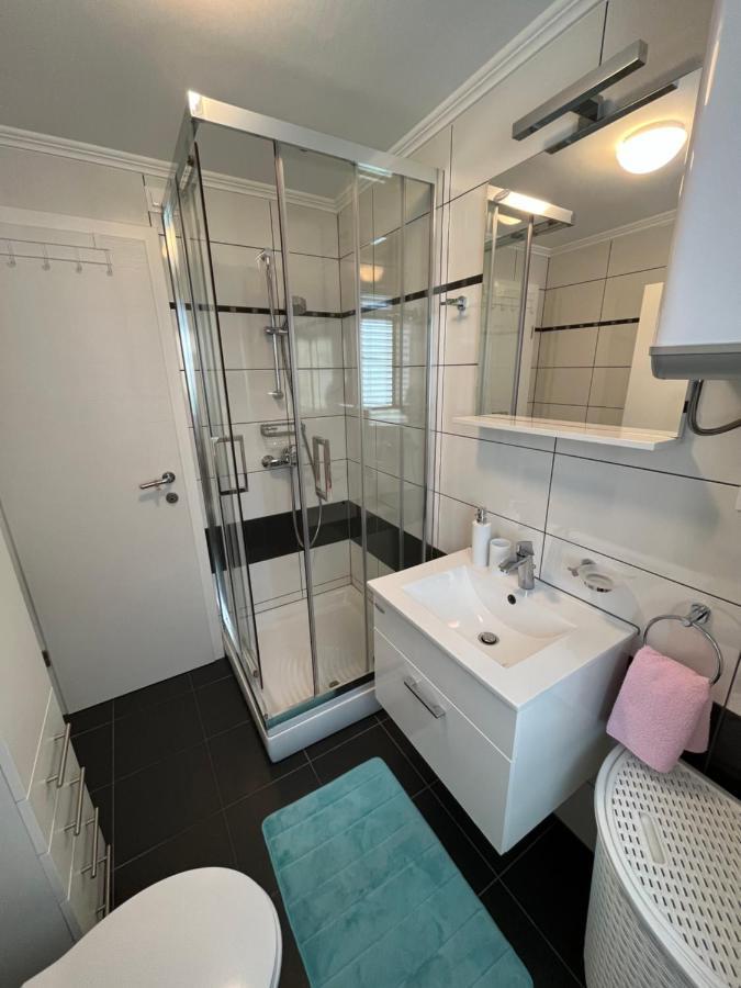 Apartmani Marina Crikvenica Luaran gambar